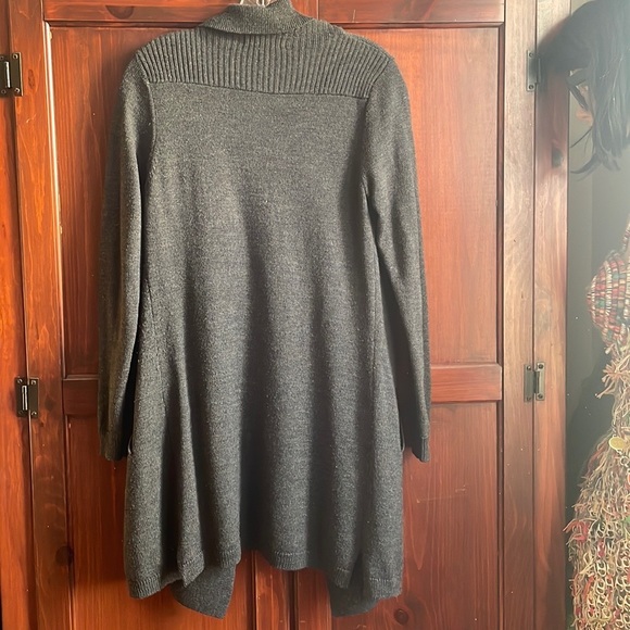 ELLEN TRACY LONG BUCKLED CARDIGAN SWEATER - Picture 2 of 4